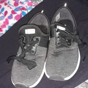 Girls size 2 New Balance sneakers